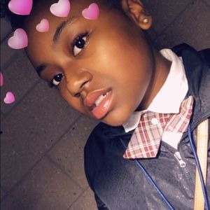 Meet your Posher, Nyla